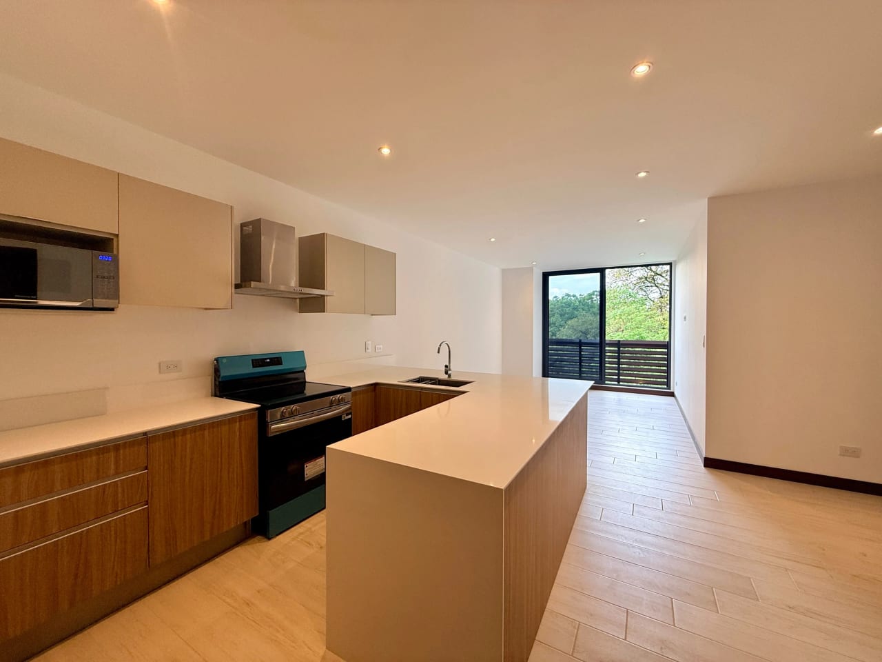 Apartamento en alquiler en Spazio zona 15 — Apartamento en Alquiler en Zona 15, Guatemala, Ciudad — foto 1 de 17