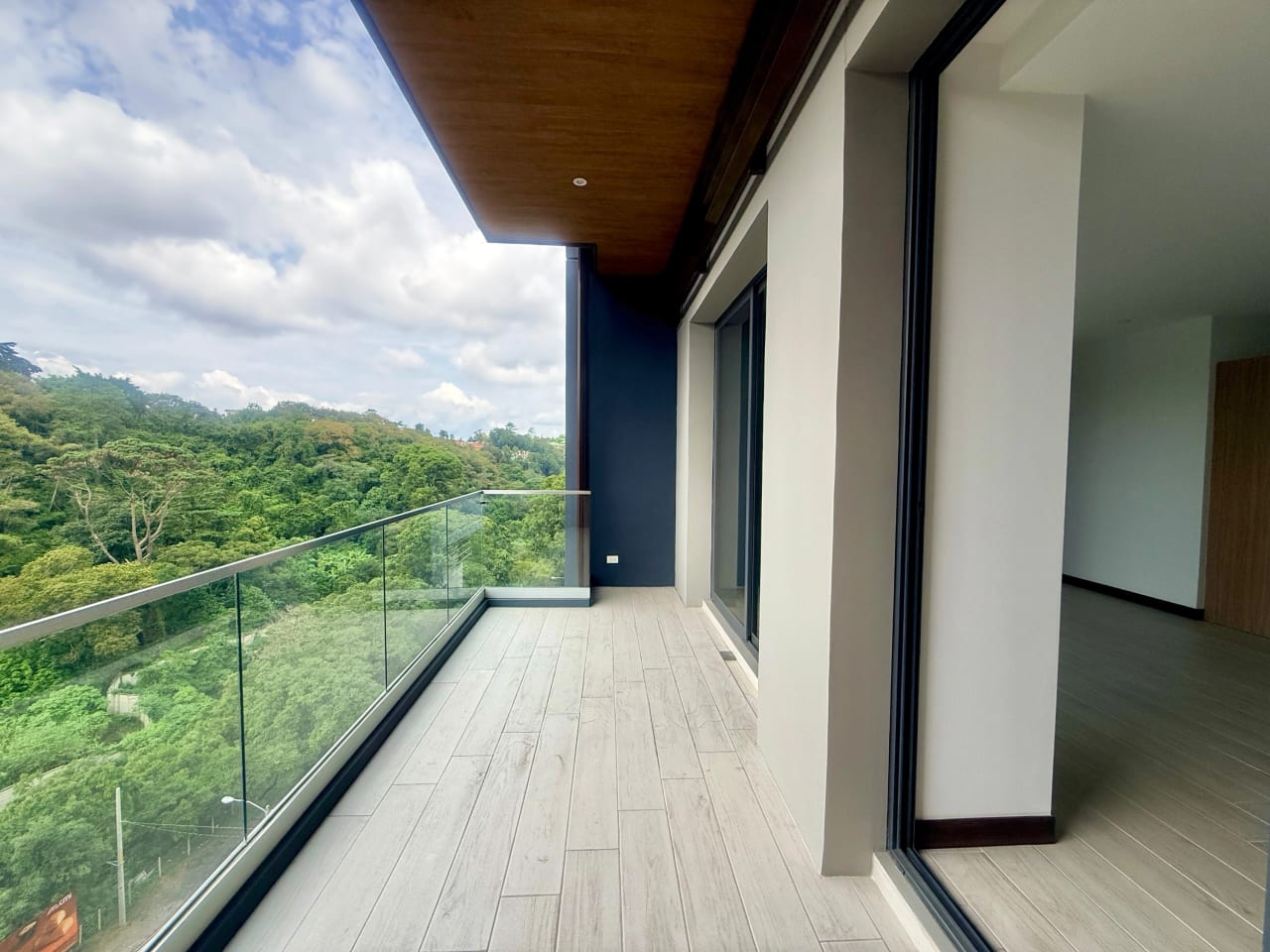 Apartamento en alquiler en Spazio zona 15 — Apartamento en Alquiler en Zona 15, Guatemala, Ciudad — foto 3 de 16