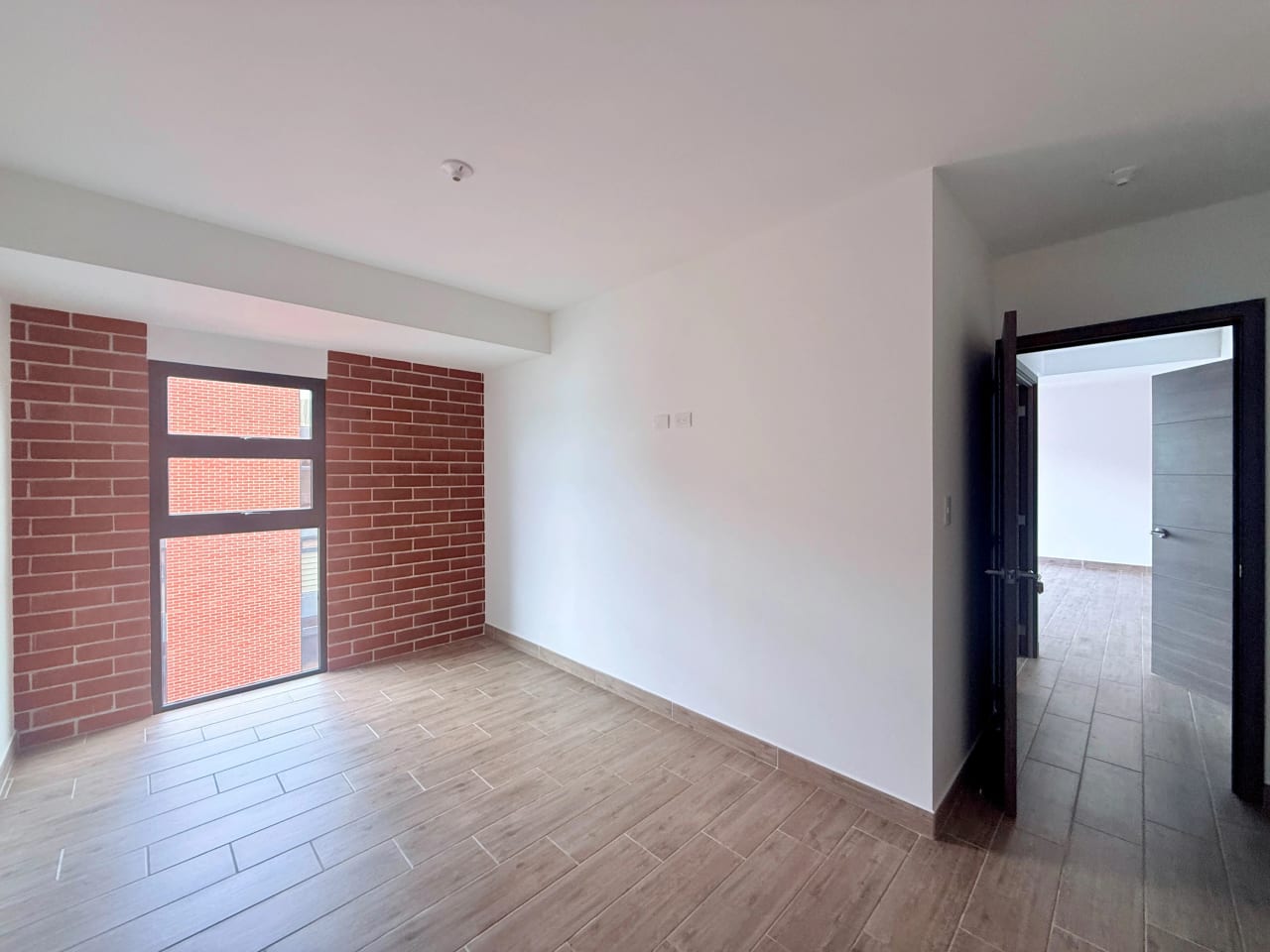 Apartamento en alquiler en Modra zona 4 — Apartamento en Alquiler en Zona 4, Guatemala, Ciudad — foto 7 de 17