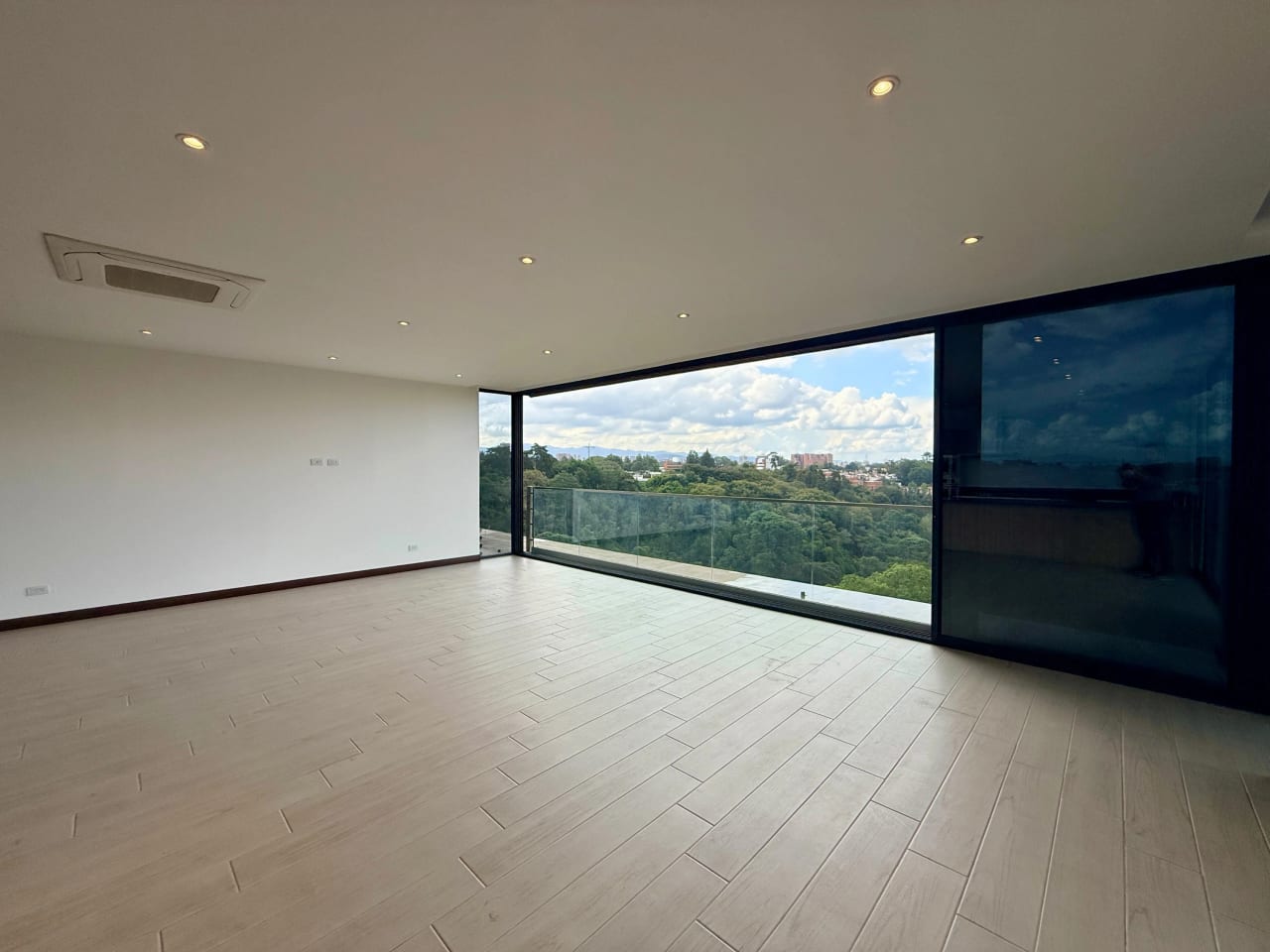 Apartamento en venta eb Spazio zona 15 — Apartamento en Venta en Zona 15, Guatemala, Ciudad — foto 6 de 17