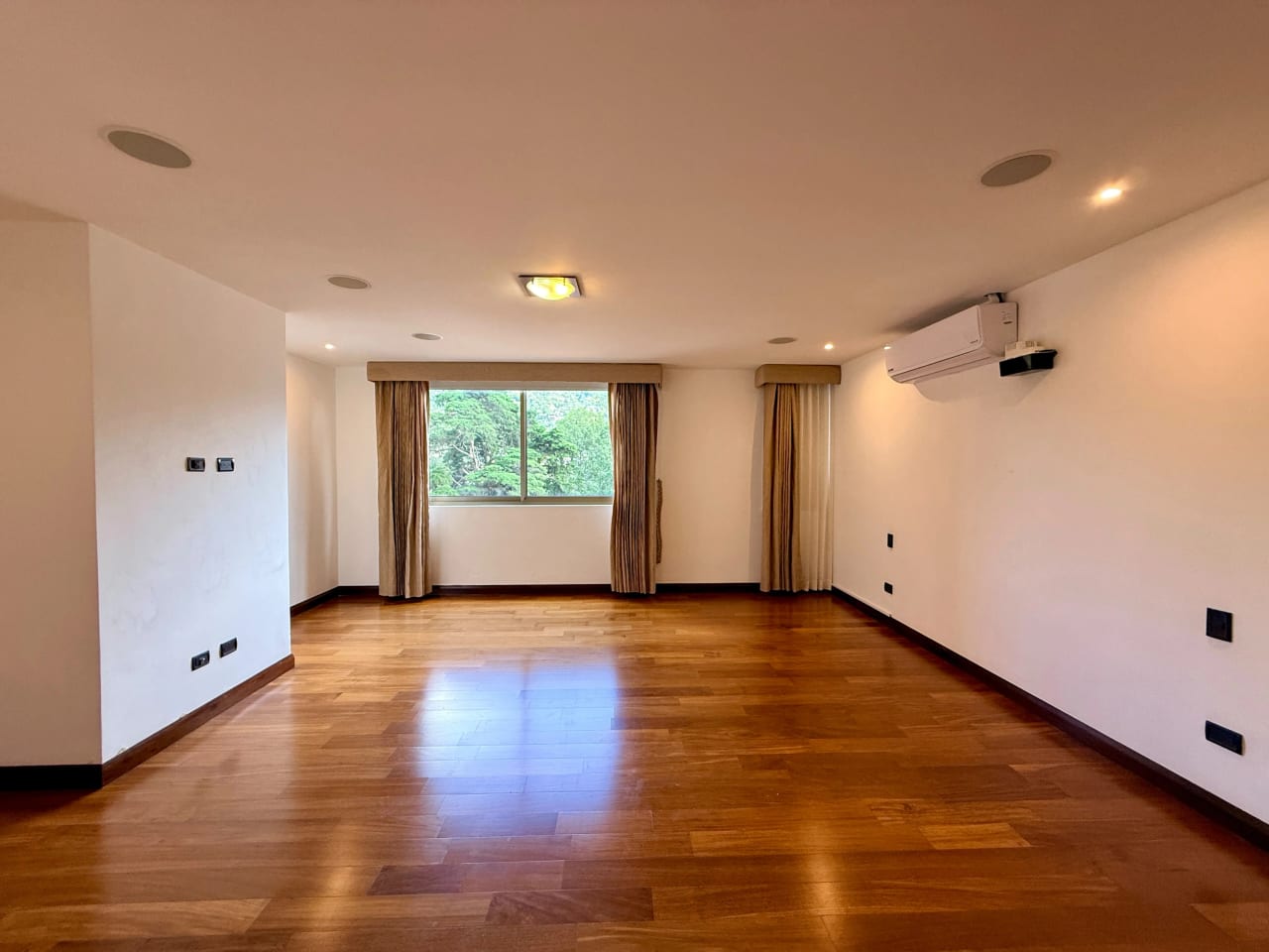 Apartamento en alquiler en edificio Verdino zona 15 — Apartamento en Alquiler en Zona 15, Guatemala, Ciudad — foto 12 de 17