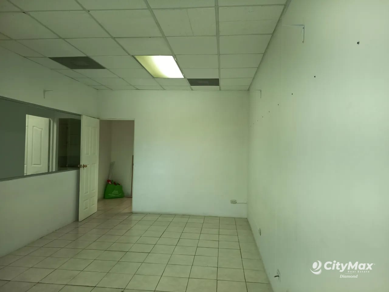 Oficina en Venta y/o renta en Zona 10 Zona Pradera — Oficina en Venta en Zona 10, Guatemala, Ciudad — foto 6 de 8