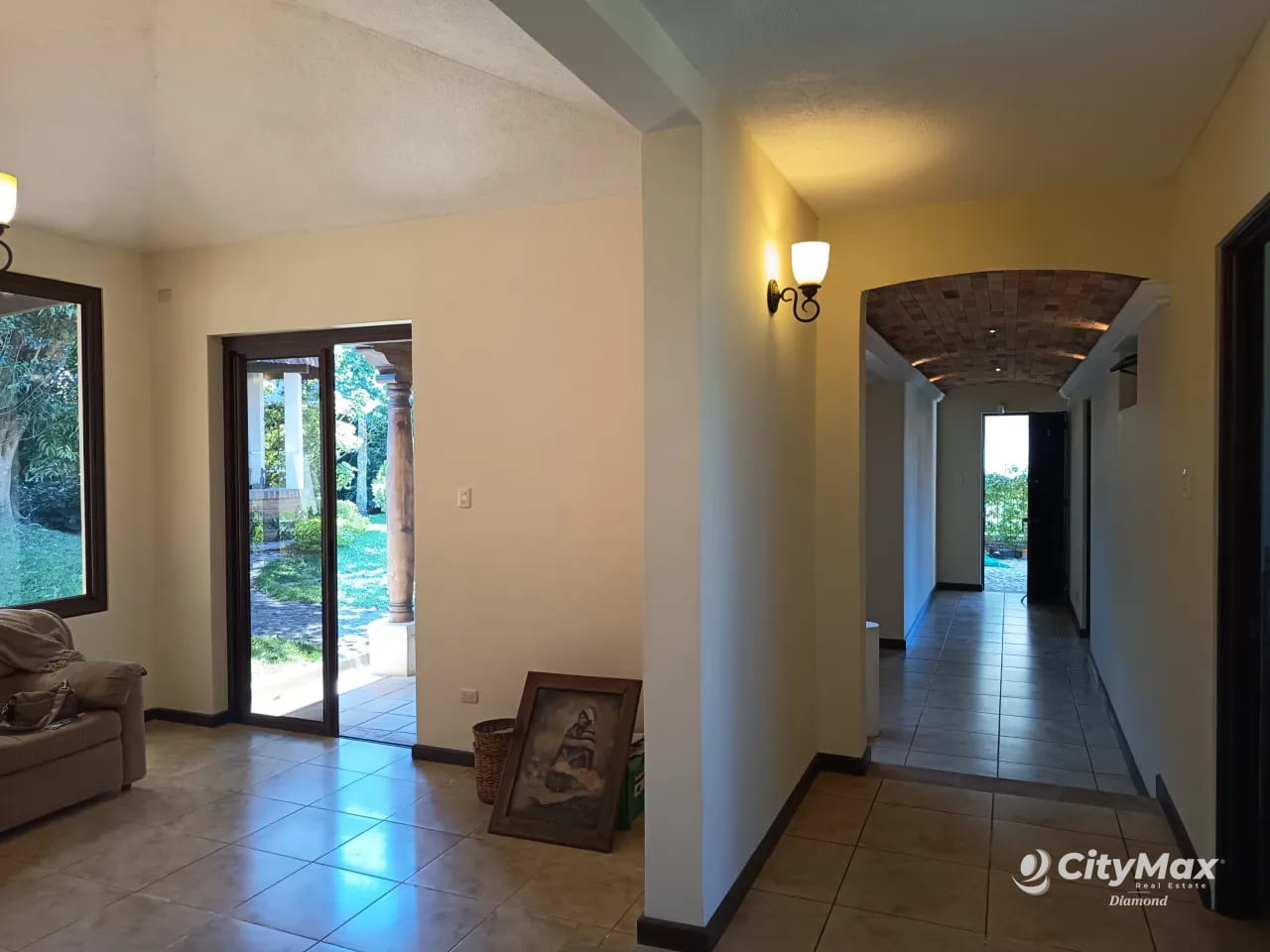 Casa Grande en Venta en Carretera al Salvador km. 25 — Casa en Venta en Carretera a El Salvador, Guatemala, Ciudad — foto 6 de 17