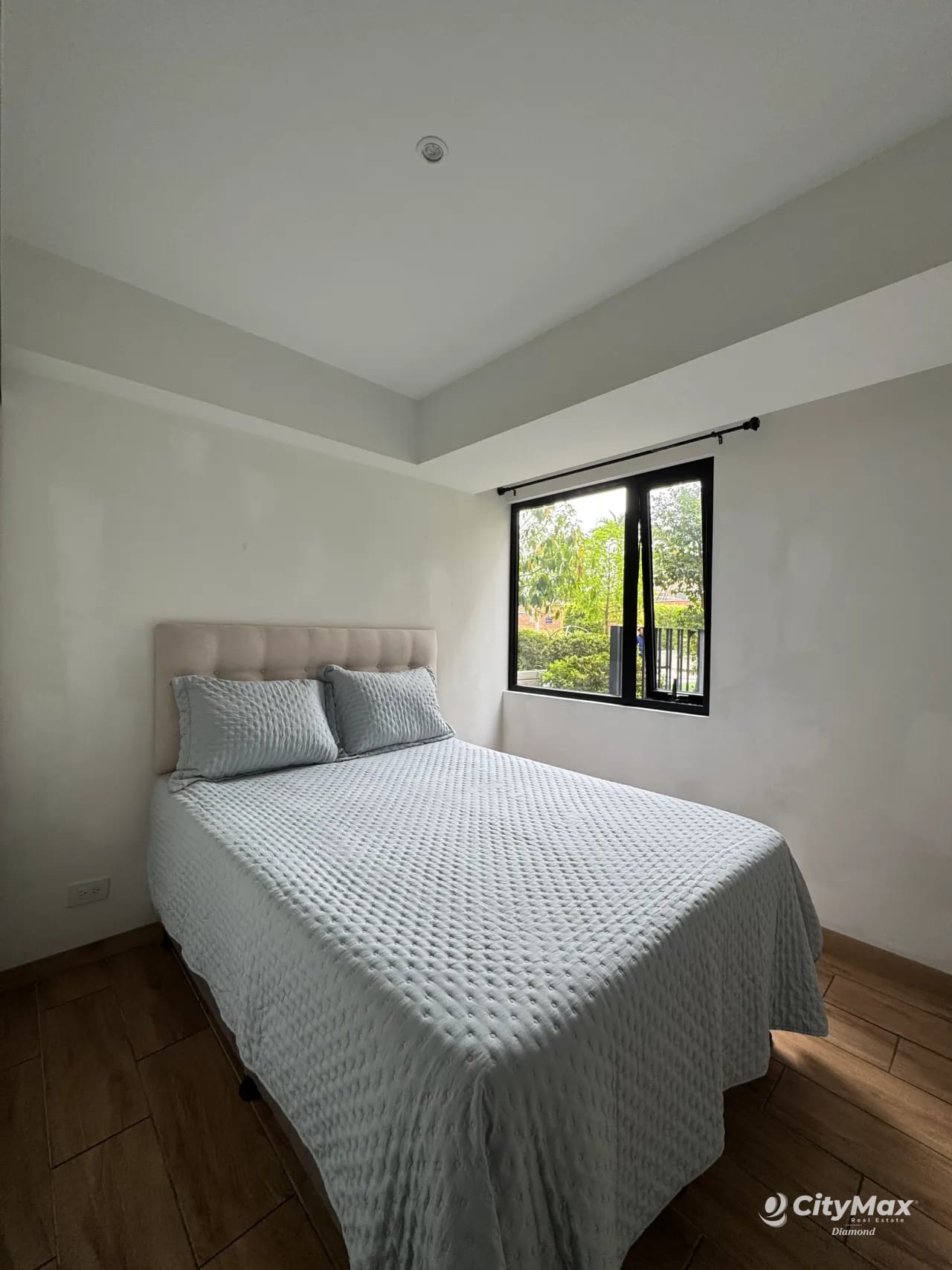 Apartamento Amueblado en Renta Zona 9 Cendana — Apartamento en Alquiler en Zona 9, Guatemala, Ciudad — foto 2 de 7