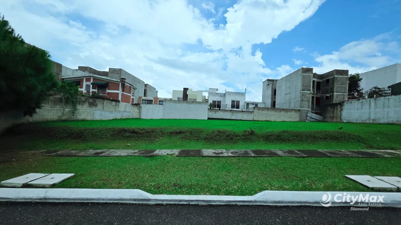 Terreno Residencial en Venta en Hacienda Real Zona 16 — Terreno en Venta en Zona 16, Guatemala, Ciudad — foto 2 de 6