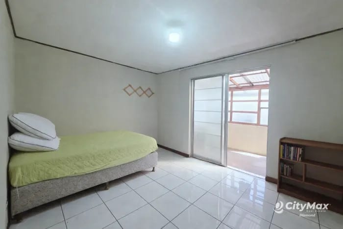 Casa en Venta en Loma Real San Cristobal — Casa en Venta en Zona 8 Mixco, Guatemala, Ciudad — foto 2 de 7