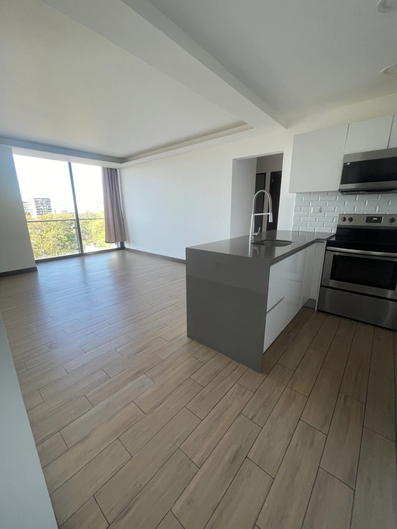 Apartamento en Venta en zona 15 — Apartamento en Venta en Zona 15, Guatemala, Ciudad — foto 2 de 13
