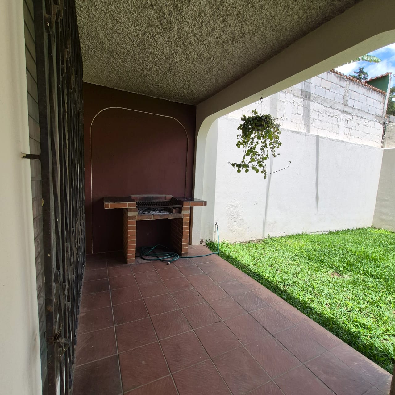 Casa en venta en Bosques de San Nicolás zona 4 Mixco — Casa en Venta en Zona 4 Mixco, Guatemala, Ciudad — foto 6 de 13
