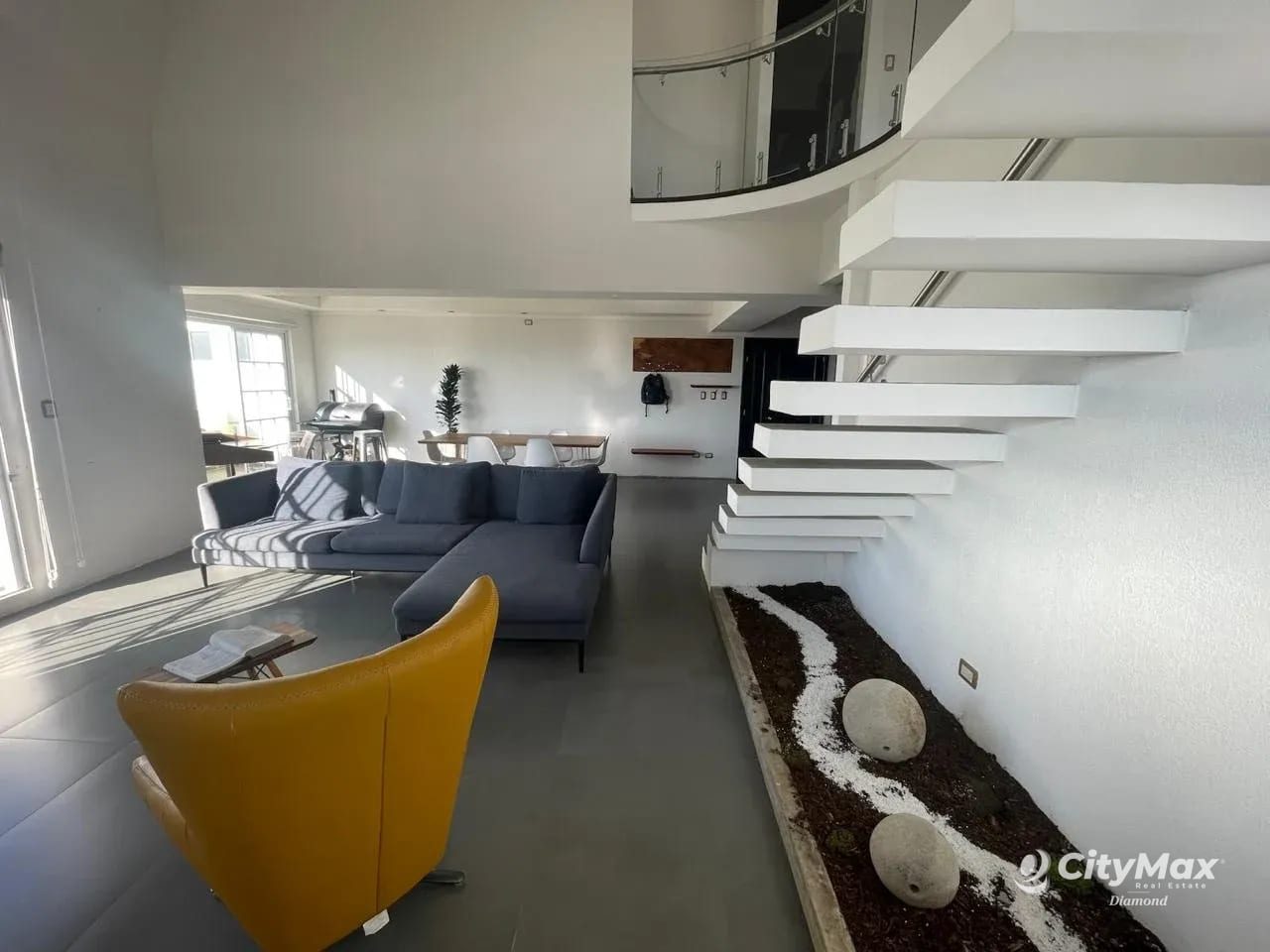 Exclusivo LOFT amueblado en renta zona 16 — Apartamento en Alquiler en Zona 16, Guatemala, Ciudad — foto 2 de 9