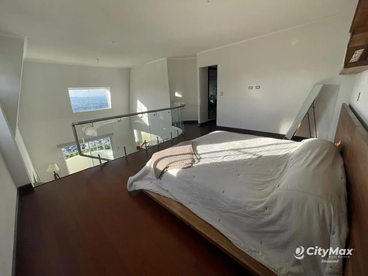 Exclusivo LOFT amueblado en renta zona 16 — Apartamento en Alquiler en Zona 16, Guatemala, Ciudad — foto 7 de 9