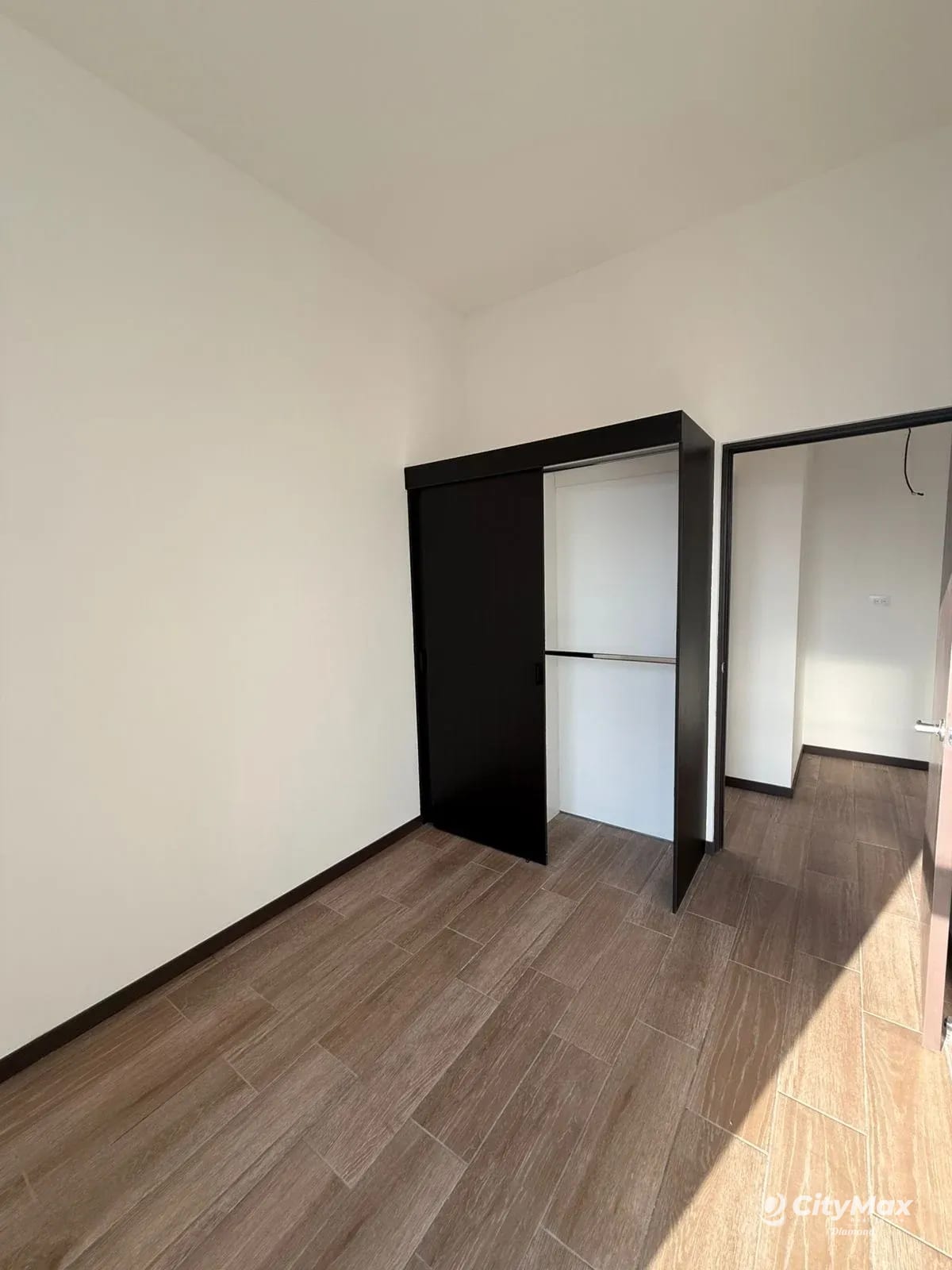 Apartamento en renta en zona 11 Edificio Altaire — Apartamento en Venta en Zona 11, Guatemala, Ciudad — foto 7 de 8