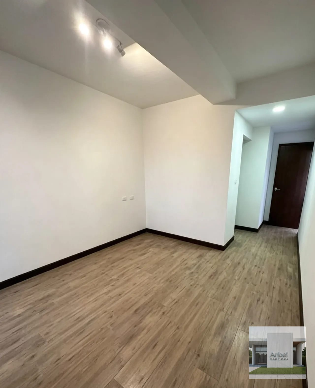 Alquiler Apartamento Un Dormitorio en Zona 10 — Apartamento en Alquiler en Casalini Diagonal 6, Zona 10, Guatemala, Ciudad — foto 4 de 8