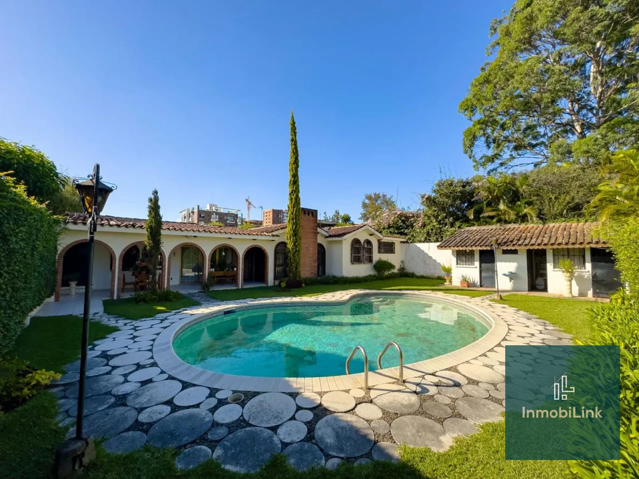 Casa Vista Hermosa 2 — Casa en Venta en Zona 15, Guatemala, Ciudad — foto 6 de 12