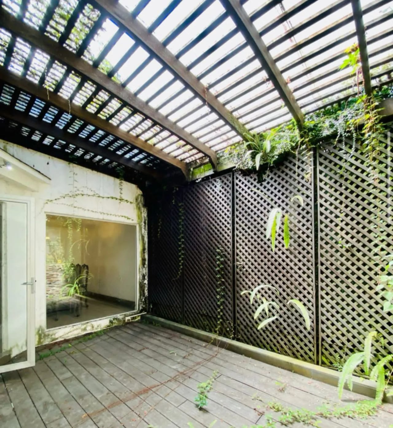 Casa en venta - San Cristóbal - Zona 8 de Mixco — Casa en Venta en Zona 8 Mixco, Guatemala, Ciudad — foto 6 de 11