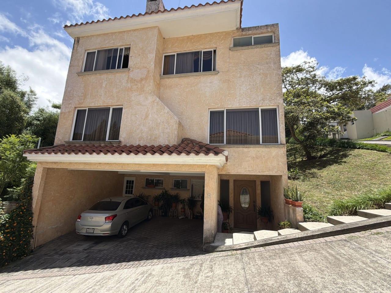 Casa en venta - Km16.5 CAES — Casa en Venta en Carretera a El Salvador, Guatemala, Ciudad — foto 1 de 11