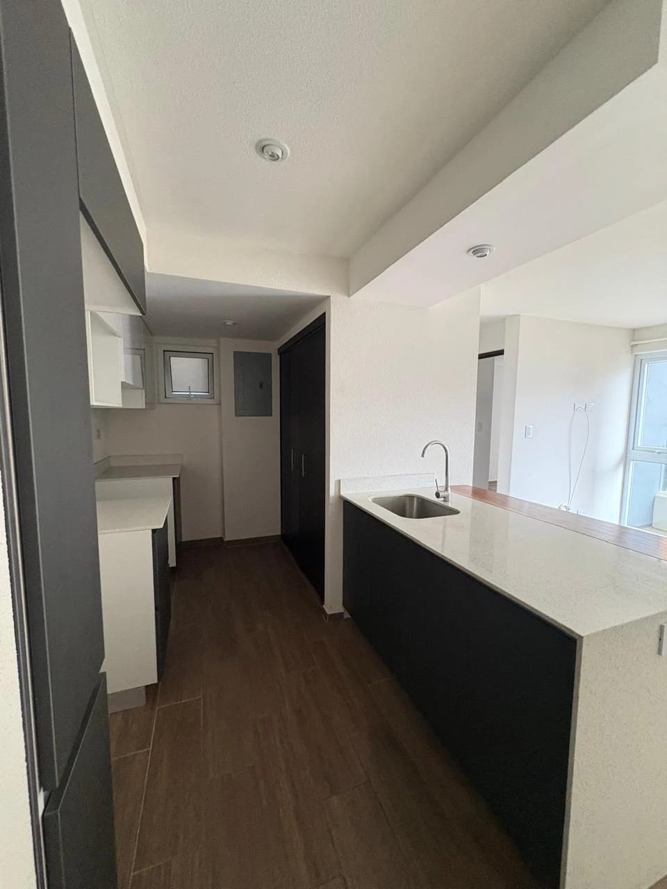 Apartamento en venta - Zona 7 — Apartamento en Venta en Zona 7, Guatemala, Ciudad — foto 3 de 10