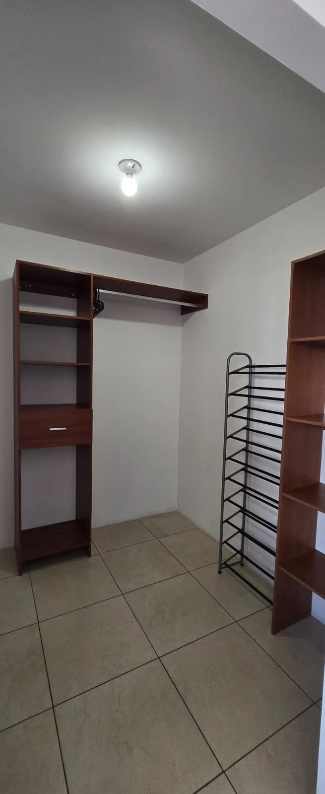 Apartamento en venta - Zona 11 — Apartamento en Alquiler en Zona 11, Guatemala, Ciudad — foto 5 de 9