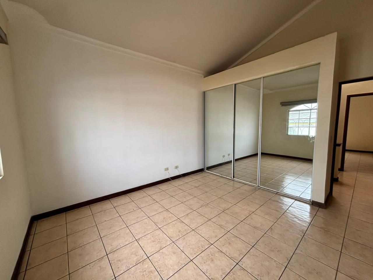 Casa en renta - Santa Anita 2 - CAES — Casa en Venta en San José Pinula, Guatemala, Ciudad — foto 14 de 14