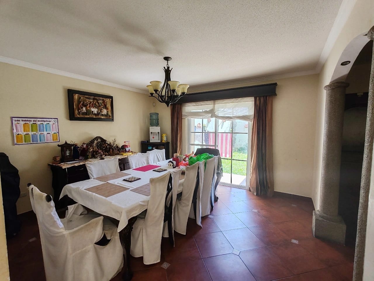 Casa en venta - Hacienda Real Z.16 — Casa en Venta en Zona 16, Guatemala, Ciudad — foto 1 de 13