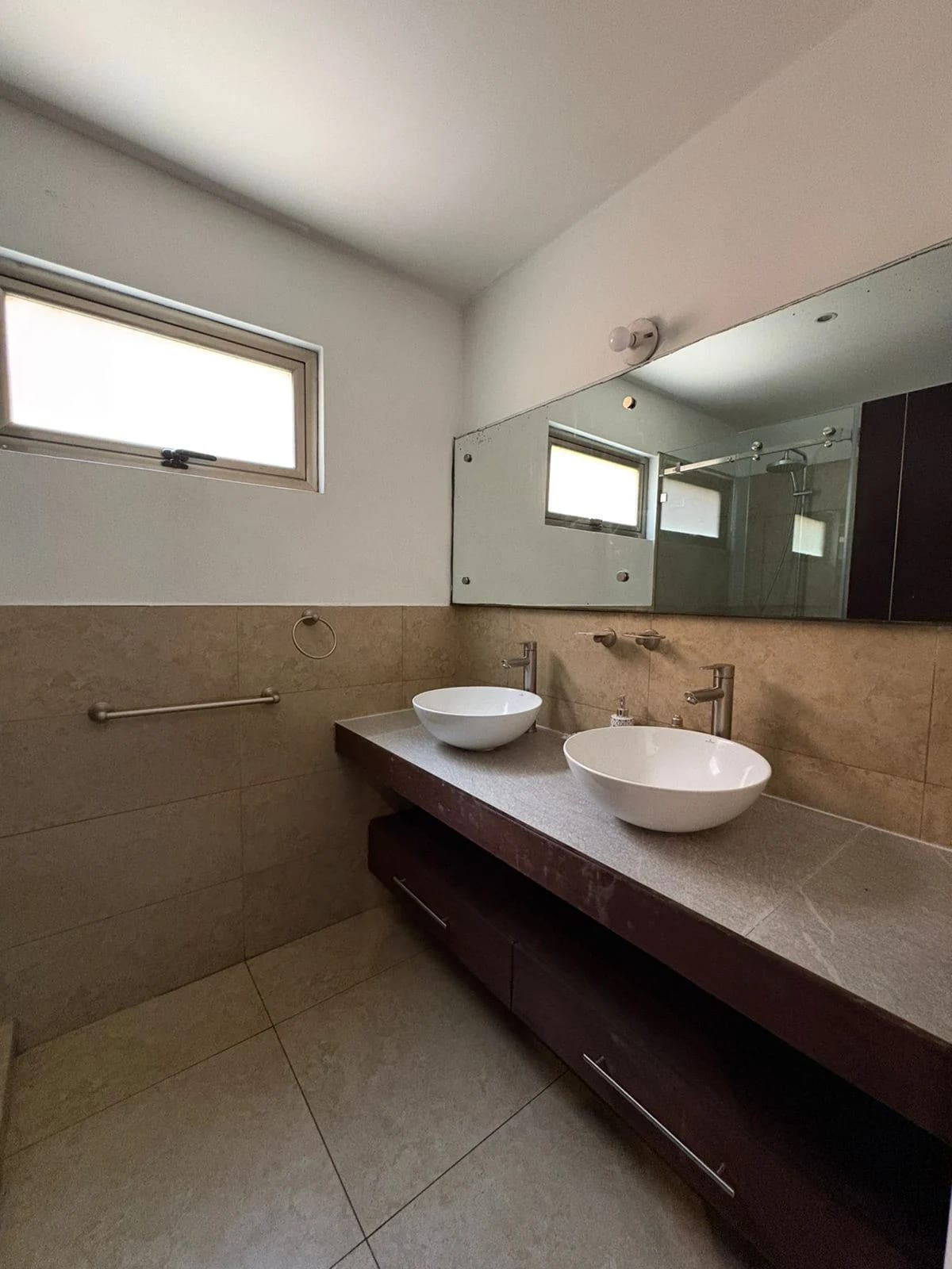 Apartamento en Alquiler / Venta Edificio Mirabella, Km. 9.5 CES — Apartamento en Venta en Carretera a El Salvador, Guatemala, Ciudad — foto 10 de 15