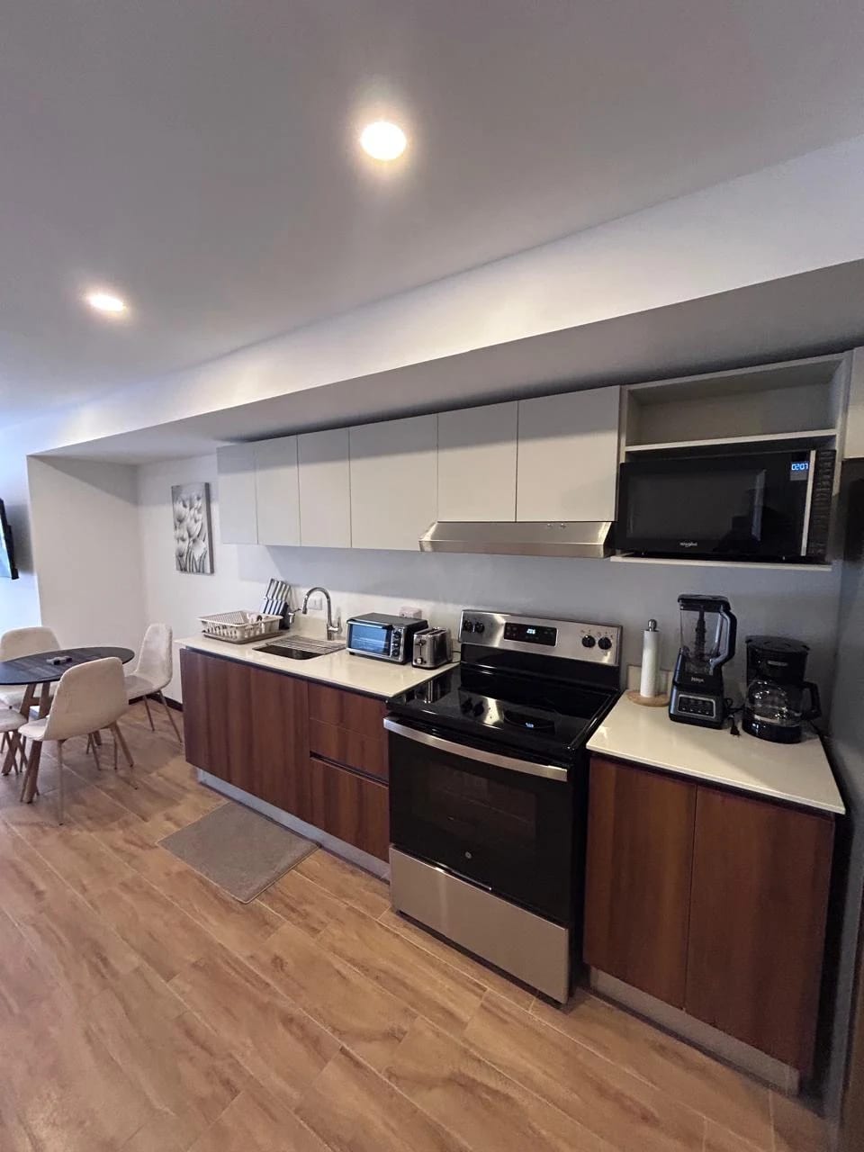 Apartamento en Alquiler Edificio Essenza - Zona 13 — Apartamento en Alquiler en Zona 13, Guatemala, Ciudad — foto 4 de 11
