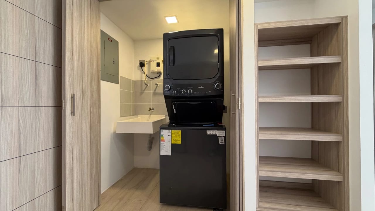 Apartament en renta con o sin muebles - Zona 10 — Apartamento en Alquiler en Zona 10, Guatemala, Ciudad — foto 12 de 13
