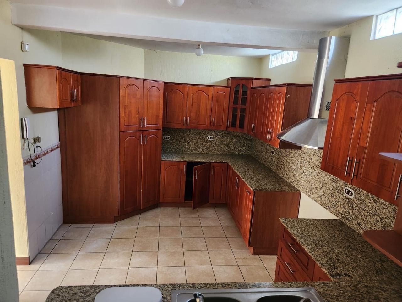š” Casa en Venta en San Lucas SacatepĆ©quez š Casco Urbano ā Casa en Venta en San Lucas SacatepĆ©quez, SacatepĆ©quez ā foto 5 de 17