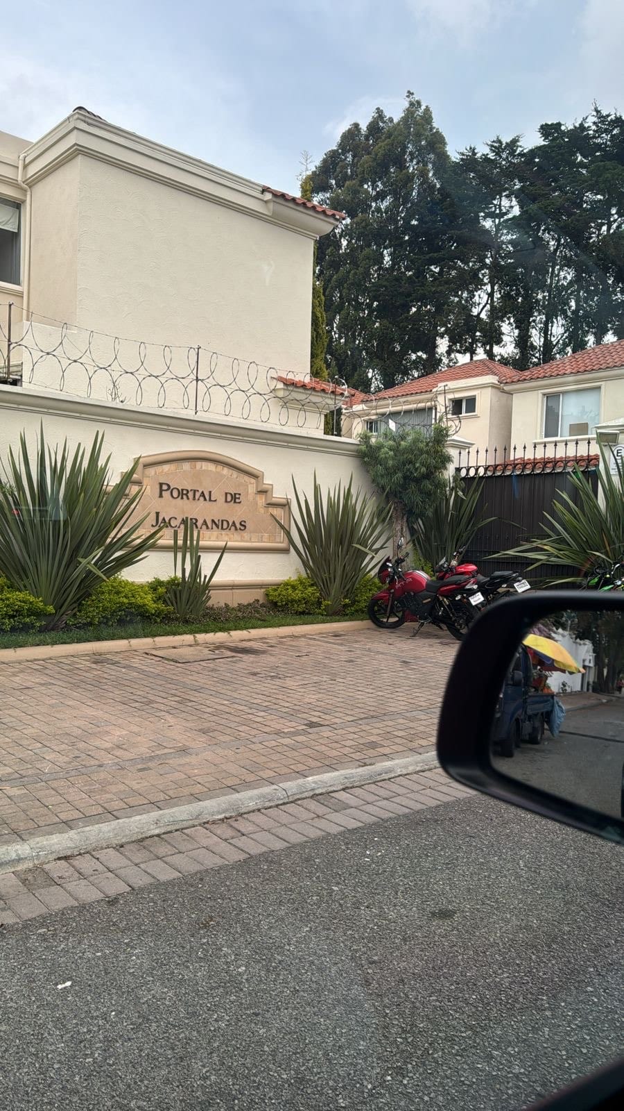 🏡 ¡casa en Venta en Sector Exclusivo Entre Muxbal y Carretera — Casa en Venta en Jarcarandas II, Carretera a El Salvador, Guatemala, Ciudad — foto 2 de 17
