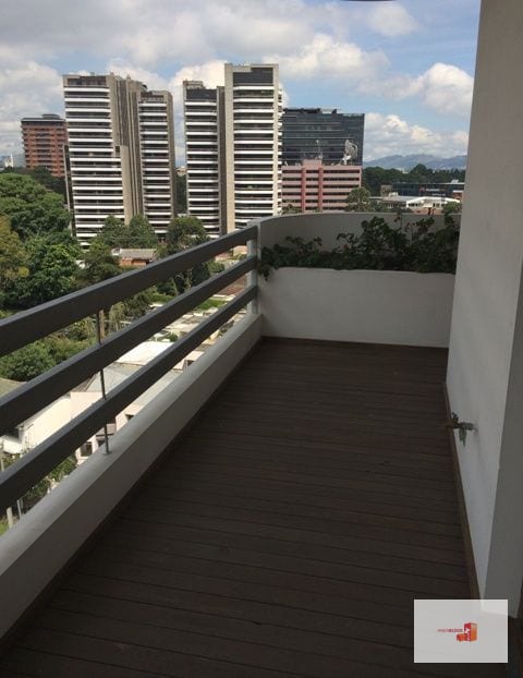 Amueblado, hermoso y elegante — Apartamento en Alquiler en Zona 10, Guatemala, Ciudad — foto 5 de 17