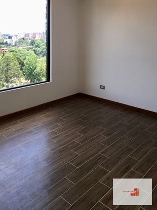 Apartamento 1 Dormitorio - cerca de centros de conveniencia -  excelentes ambientes sociales y entretenimiento — Apartamento en Venta en Vista Hermosa II, Zona 15, Guatemala, Ciudad — miniatura 2 de 16