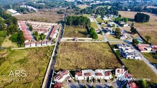 Terreno con potencial de desarrollo por Colegio Village — Terreno en Venta en Carretera a El Salvador, Guatemala, Ciudad — miniatura 3 de 3