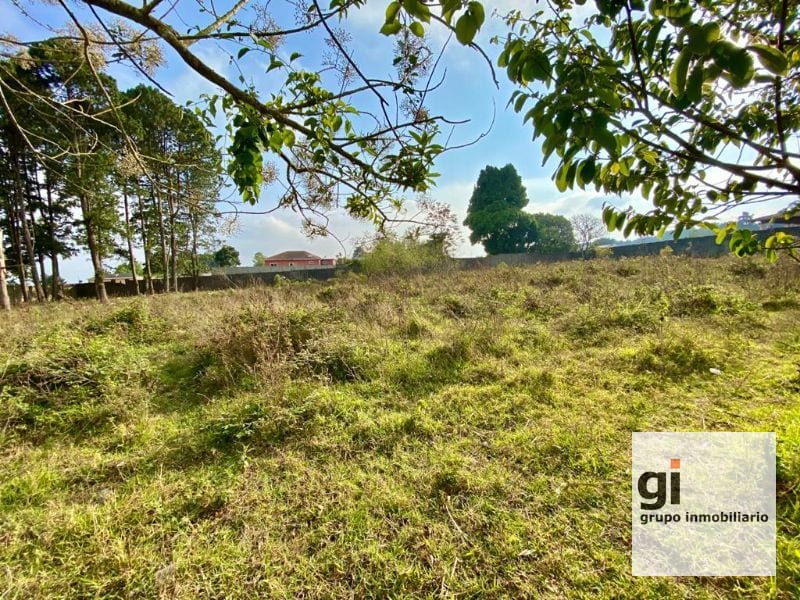 Terreno con potencial de desarrollo por Colegio Village — Terreno en Venta en Carretera a El Salvador, Guatemala, Ciudad — foto 1 de 3