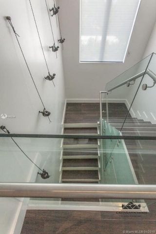 Casa en venta en Key Biscaine, Miami Florida — Casa vacacional en Venta en Guatemala, Ciudad — miniatura 11 de 13