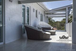 Casa en venta en Key Biscaine, Miami Florida — Casa vacacional en Venta en Guatemala, Ciudad — miniatura 2 de 13