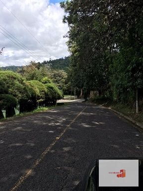 Venta Terreno El Encinal Mixco - Tronco 7  — Terreno en Venta en El Encinal, Zona 7 Mixco, Guatemala, Ciudad — foto 7 de 11
