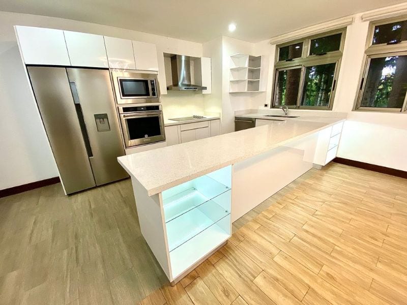Apartamento en alquiler de 3 hab. en Oakland, Z.10 — Apartamento en Alquiler en Zona 10, Guatemala, Ciudad — foto 13 de 14