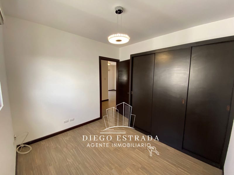 Apartamento con balcón y terraza — Apartamento en Alquiler en Carretera a El Salvador, Guatemala, Ciudad — foto 4 de 12