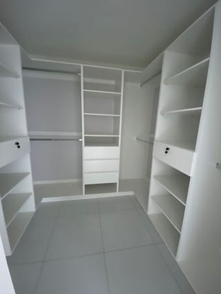Apartamentos en Renta zona 10 — Apartamento en Alquiler en Zona 10, Guatemala, Ciudad — miniatura 5 de 12