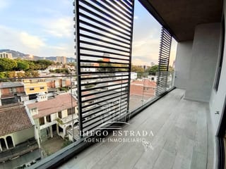 Apartamento con piscina en excelente ubicación — Apartamento en Alquiler en Zona 15, Guatemala, Ciudad — miniatura 3 de 16