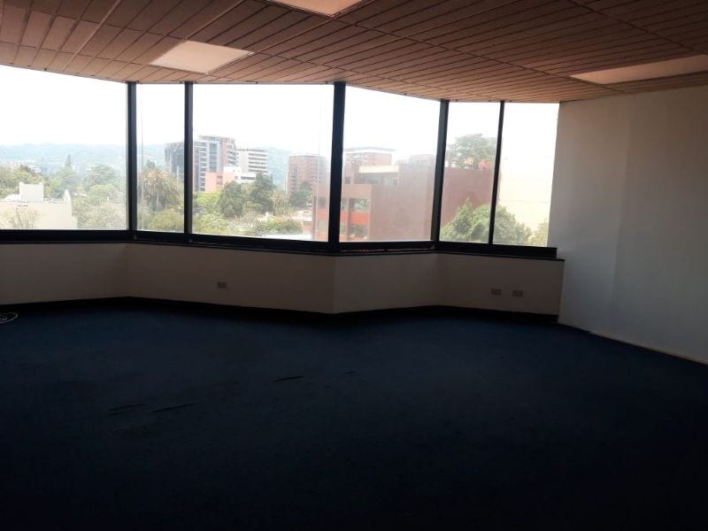 OFICINA EN MURANO CENTER, ZONA 10 (OPCIÓN 7) — Oficina en Alquiler en Zona 10, Guatemala, Ciudad — foto 1 de 4