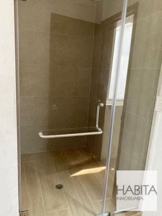 Casa en Renta en La Fontana — Casa en Venta en Carretera a El Salvador, Guatemala, Ciudad — miniatura 4 de 13