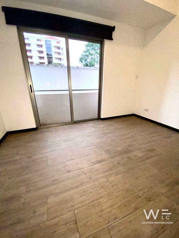 ALQUILO APARTAMENTO ZONA 10 EDIFICIO CASALINI 1001-R-198 — Apartamento en Alquiler en Casalini Diagonal 6, Zona 10, Guatemala, Ciudad — foto 16 de 17