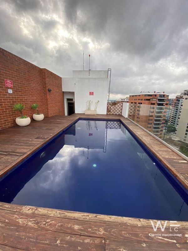 ALQUILO APARTAMENTO ZONA 10   EDIFICIO CASALINI  1001-R-198 — Apartamento en Alquiler en Casalini Diagonal 6, Zona 10, Guatemala, Ciudad — foto 11 de 17