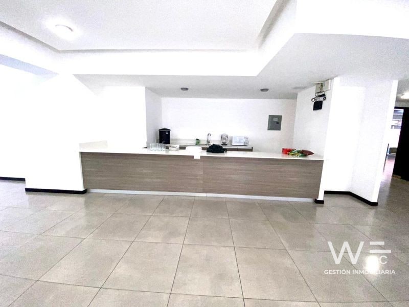 ALQUILO APARTAMENTO ZONA 10 EDIFICIO CASALINI 1001-R-198 — Apartamento en Alquiler en Casalini Diagonal 6, Zona 10, Guatemala, Ciudad — foto 3 de 17