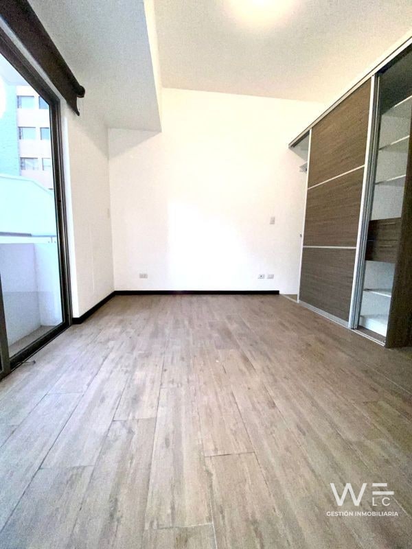 ALQUILO APARTAMENTO ZONA 10 EDIFICIO CASALINI 1001-R-198 — Apartamento en Alquiler en Casalini Diagonal 6, Zona 10, Guatemala, Ciudad — foto 6 de 17