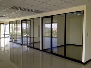 DESIGN CENTER OFICINA EN VENTA ZONA 10 — Oficina en Venta en Design Center, Zona 10, Guatemala, Ciudad — miniatura 3 de 8
