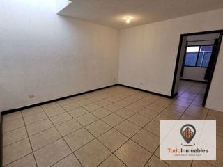 Casa en Venta en Portal de San Isidro 3 — Casa en Venta en Portal de San Isidro III, Zona 16, Guatemala, Ciudad — miniatura 4 de 13