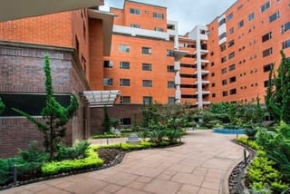 VERDINO APARTAMENTO DE 2 NIVELES EN VENTA ZONA 15 VISTA HERMOSA I  — Apartamento en Venta en Verdino, Zona 15, Guatemala, Ciudad — miniatura 1 de 11