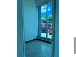 OFICINA PLAZA PORTAL DEL BOSQUE EN VENTA KM22.5 CARRETERA A EL SALVADOR — Oficina en Venta en Carretera a El Salvador, Guatemala, Ciudad — miniatura 5 de 11