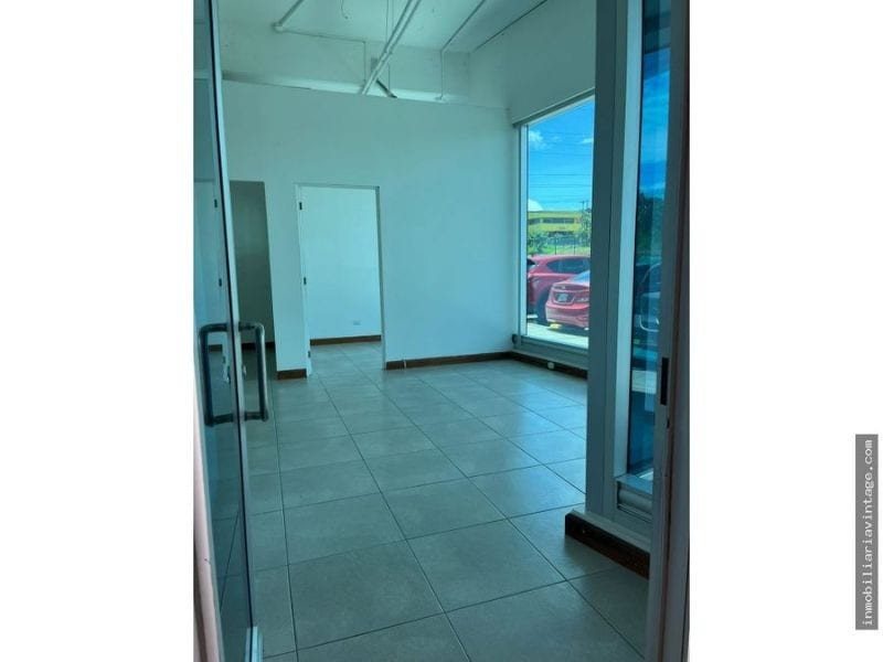 OFICINA PLAZA PORTAL DEL BOSQUE EN VENTA KM22.5 CARRETERA A EL SALVADOR — Oficina en Venta en Carretera a El Salvador, Guatemala, Ciudad — foto 9 de 11